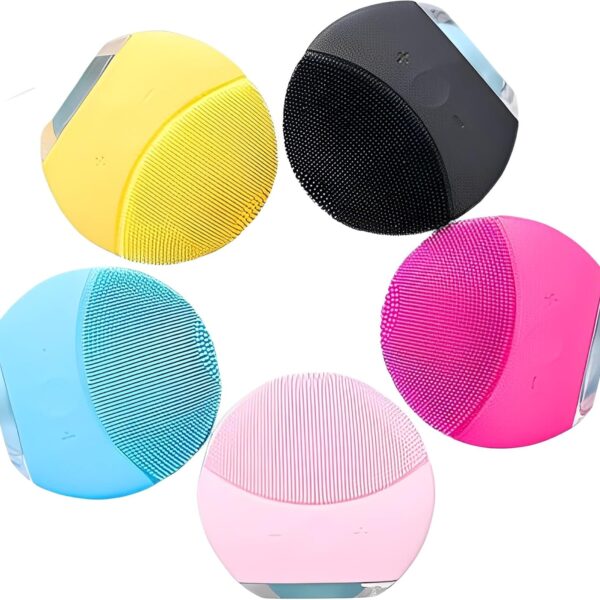 Forever Lina Mini Brush  Facial Cleansing Device